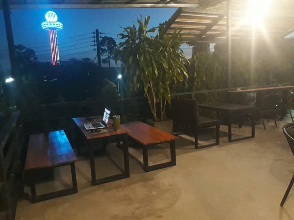 Baantung Homestay Мукдахан Экстерьер фото